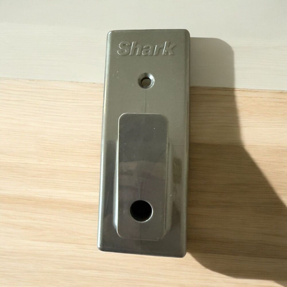 Shark Rocket Vacuum Wall Mount HV320 HV321‎ HV324 HV3v25 HV330 Screws